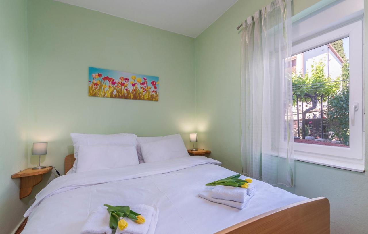 Apartments Loredana Porec Ngoại thất bức ảnh