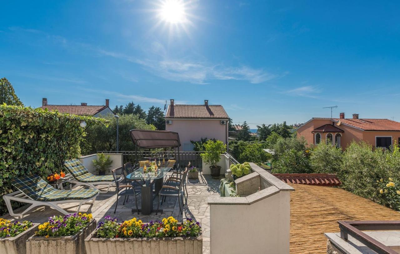 Apartments Loredana Porec Ngoại thất bức ảnh