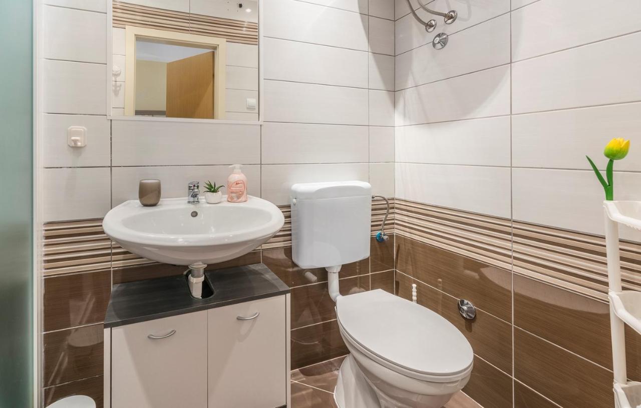 Apartments Loredana Porec Ngoại thất bức ảnh