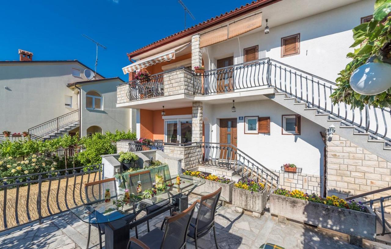 Apartments Loredana Porec Ngoại thất bức ảnh